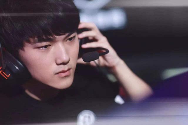 关键回合复 关键回合复